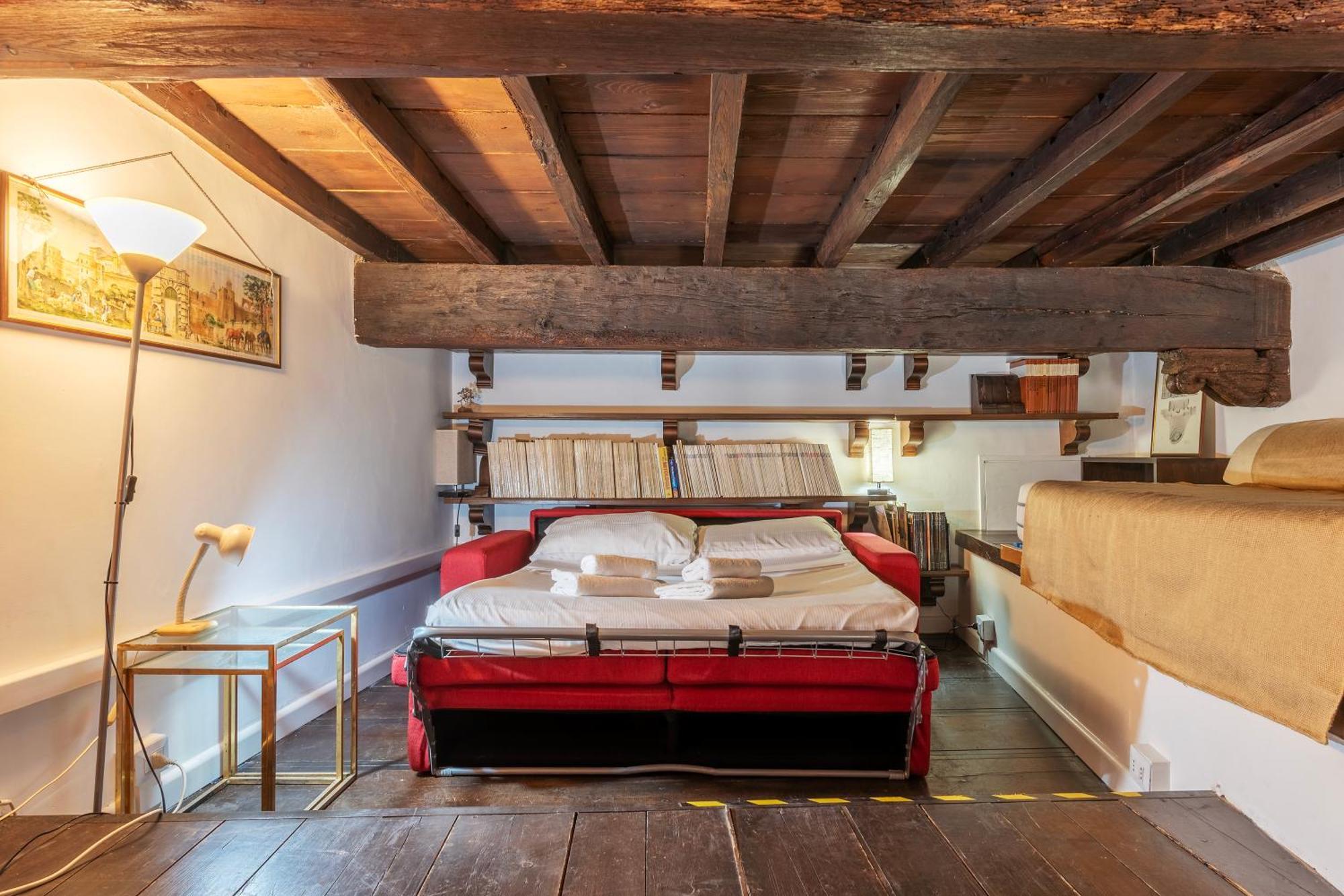 Apartamento Historical Loft At Campo De Fiori